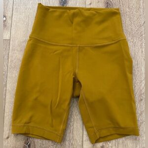 Lululemon Wunder Train High-Rise Bike Short 6